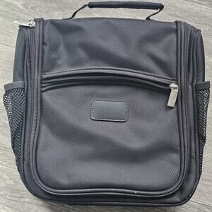 H. T. Traders Hanging Toiletry Travel Bag made of durable fabric